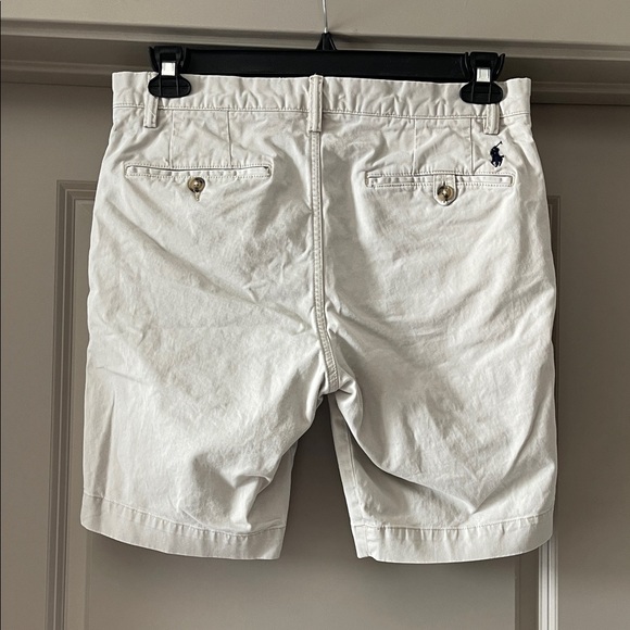Polo by Ralph Lauren Men's Khaki Flat-Front Chino Shorts - Size 32 - Picture 3 of 4